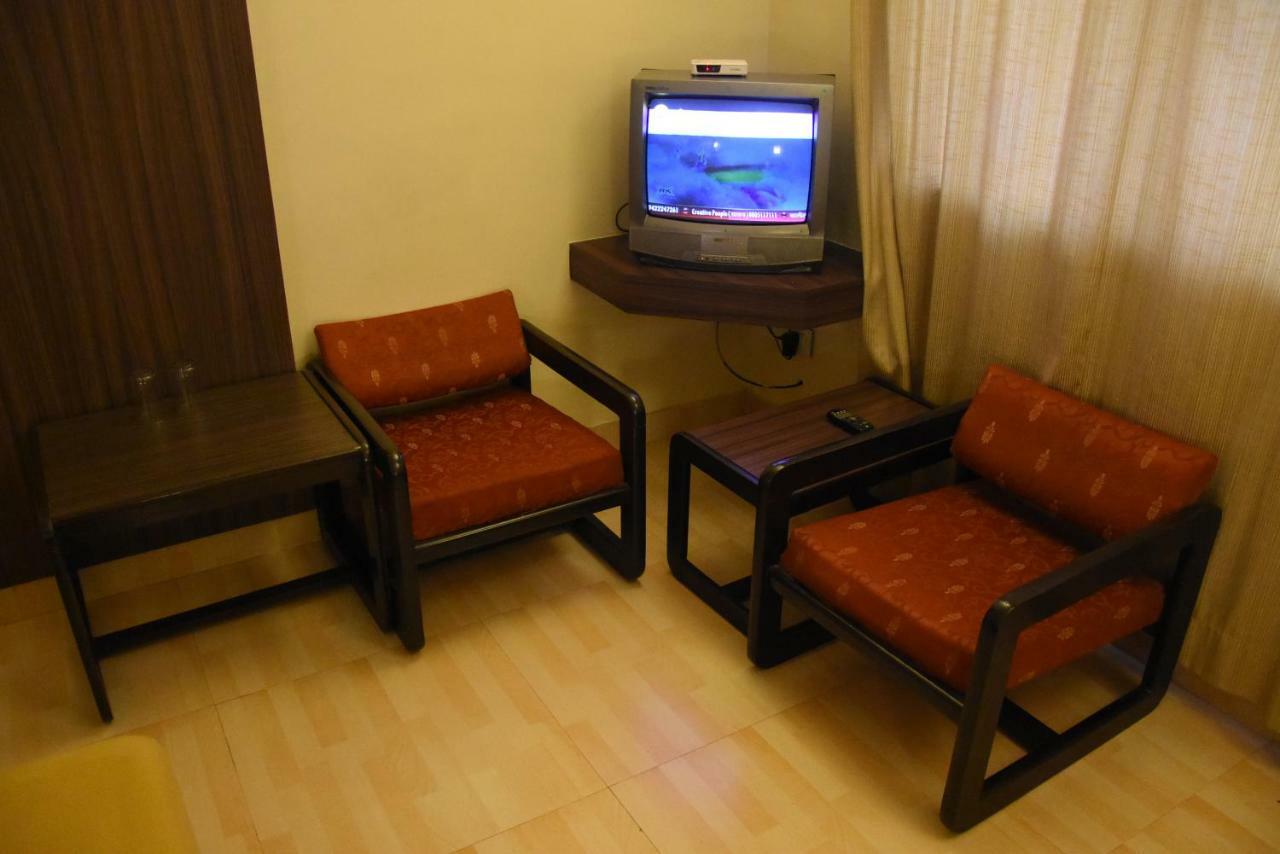 Hotel Landmark Ratnāgiri المظهر الخارجي الصورة